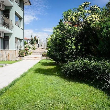 Gardenia Vacation Settlement Aparthotel 3*
